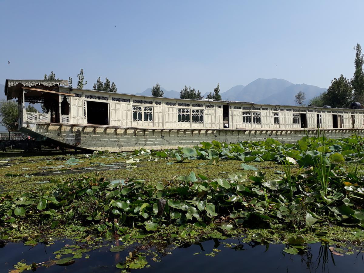 Heritage Geneva House Boat Srīnagar Zewnętrze zdjęcie